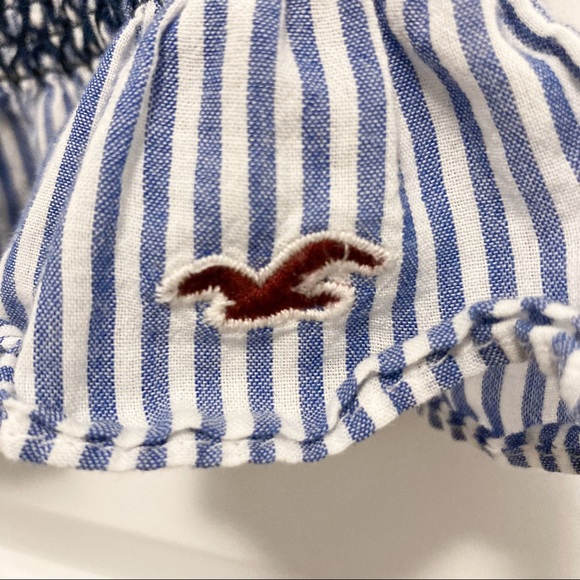 Hollister Peasant Top - Picture 5 of 7